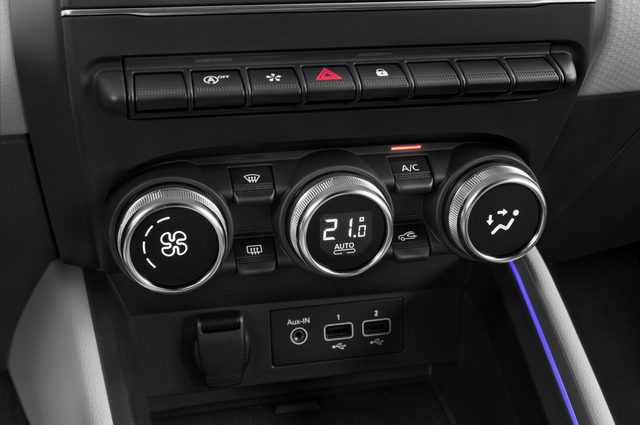 Renault Clio (Baujahr 2023) Techno 5 Türen Temperatur und Klimaanlage