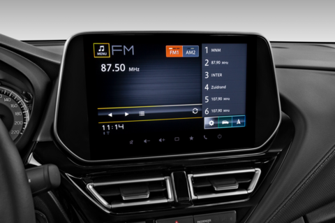 Suzuki S-Cross Hybrid (Baujahr 2022) Comfort 5 Türen Radio und Infotainmentsystem