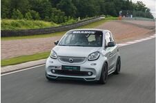 Brabus Smart Renn-Taxi - Taschen-Rakete