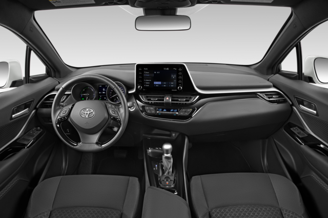 Toyota C-HR (Baujahr 2021) Flow Hybrid 5 Türen Cockpit und Innenraum