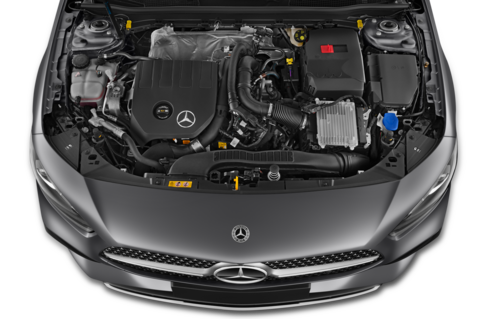 Mercedes A Class (Baujahr 2023) AMG Line 5 Türen Motor