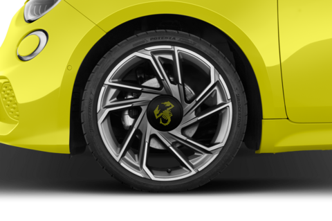 Abarth 500e (Baujahr 2023) Turismo 3 Türen Reifen und Felge