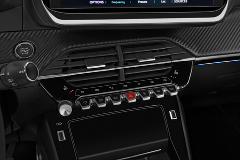 Peugeot e-2008 (Baujahr 2020) GT 5 Türen Temperatur und Klimaanlage