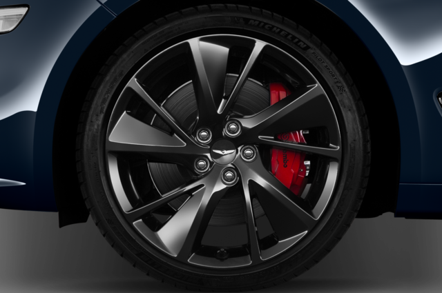 Genesis G70 (Baujahr 2023) Sport 4 Türen Reifen und Felge