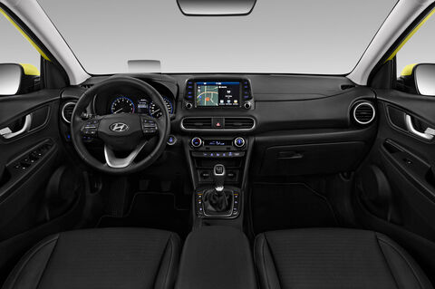 Hyundai Kona (Baujahr 2018) Premium 5 Türen Cockpit und Innenraum