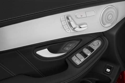 Mercedes GLC Coupe (Baujahr 2021) AMG GLC 63 S 5 Türen Bedienungselemente Tür