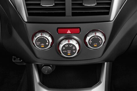 Subaru WRX STI (Baujahr 2012) Sport 5 Türen Temperatur und Klimaanlage