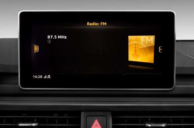 Audi A5 Sportback (Baujahr 2017) sport 5 Türen Radio und Infotainmentsystem