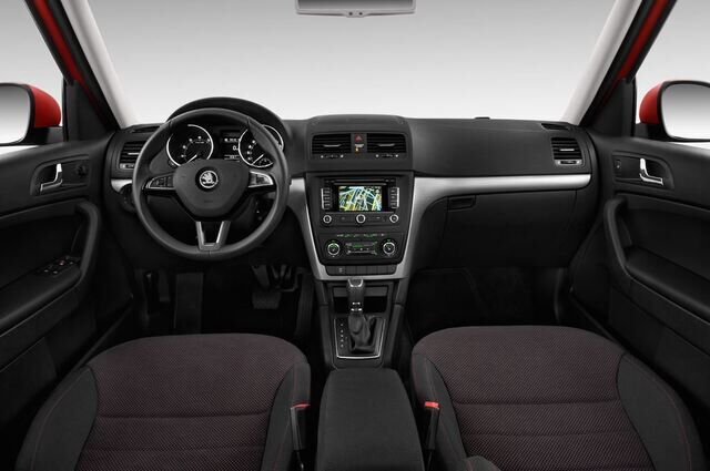 Skoda Yeti (Baujahr 2014) Ambition 5 Türen Cockpit und Innenraum