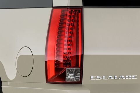 Cadillac Escalade (Baujahr 2008) Elegance 5 Türen Rücklicht