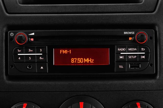 Opel Movano (Baujahr 2017) - 4 Türen Radio und Infotainmentsystem