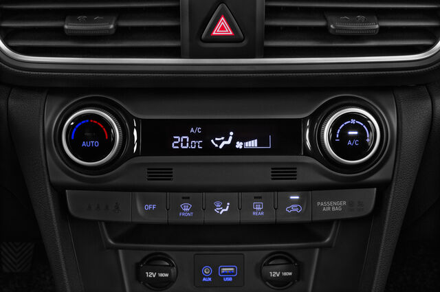 Hyundai Kona (Baujahr 2018) Select 5 Türen Temperatur und Klimaanlage