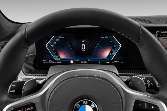 BMW X7 (Baujahr 2023) M Sportpaket 5 Türen Tacho und Fahrerinstrumente
