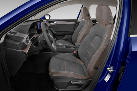 SEAT Leon (Baujahr 2020) Xcellence 5 Türen Vordersitze