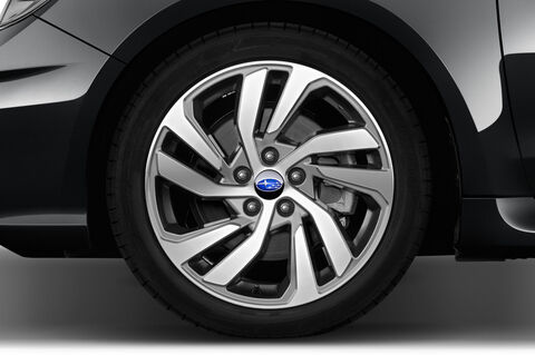 Subaru Levorg (Baujahr 2018) Sport 5 Türen Reifen und Felge