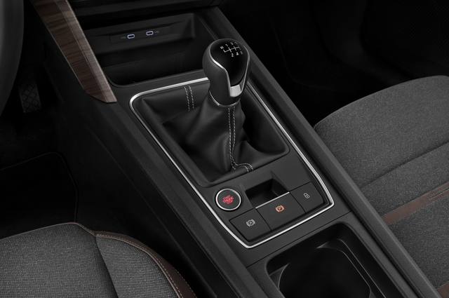 SEAT Leon (Baujahr 2020) Xcellence 5 Türen Schalthebel