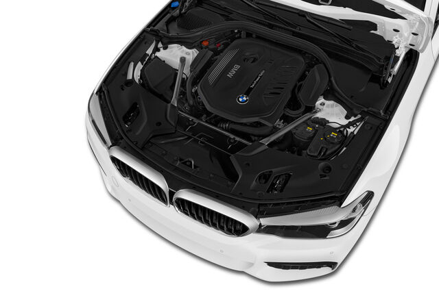 BMW 5 Series (Baujahr 2019) M Sport 4 Türen Motor