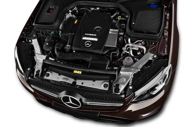 Mercedes GLC Coupe (Baujahr 2018) Standard 5 Türen Motor