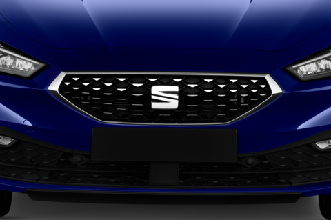 SEAT Leon (Baujahr 2020) Xcellence 5 Türen Kühlergrill und Scheinwerfer