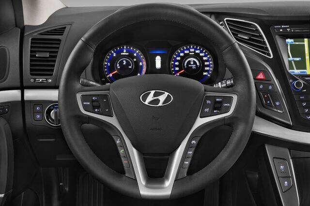 Hyundai I40 CW (Baujahr 2011) Style 5 Türen Lenkrad