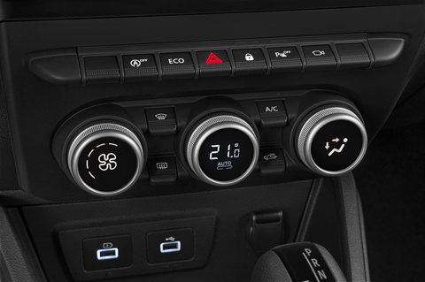 Dacia Duster (Baujahr 2023) Journey 5 Türen Temperatur und Klimaanlage