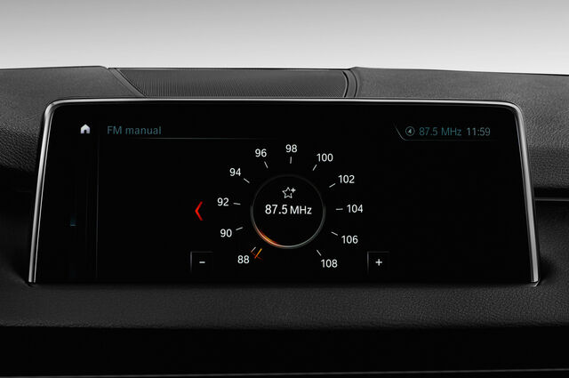 BMW X5 Plug-in Hybrid (Baujahr 2018) - 5 Türen Radio und Infotainmentsystem