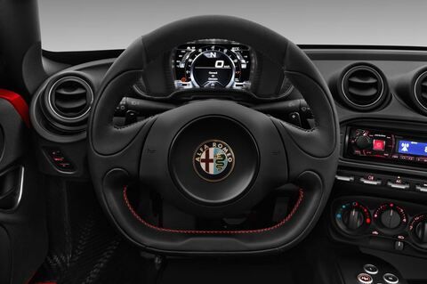 Alfa Romeo 4C (Baujahr 2017) - 2 Türen Lenkrad