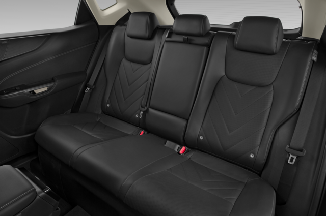 Lexus NX (Baujahr 2022) 350h Luxury Line 5 Türen Rücksitze