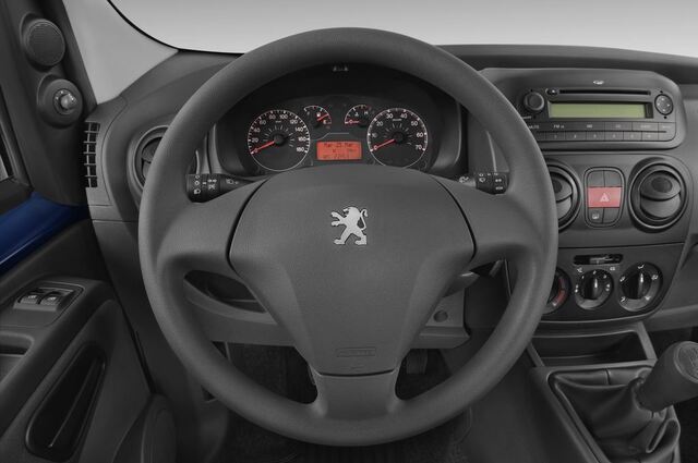 Peugeot Bipper (Baujahr 2010) - 5 Türen Lenkrad