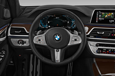 BMW 7 Series (Baujahr 2020) M Sport 4 Türen Lenkrad