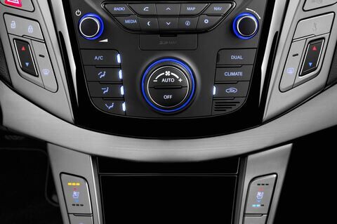 Hyundai I40 (Baujahr 2015) Premium 5 Türen Temperatur und Klimaanlage