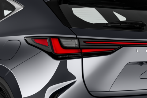 Lexus NX (Baujahr 2022) 350h Luxury Line 5 Türen Rücklicht
