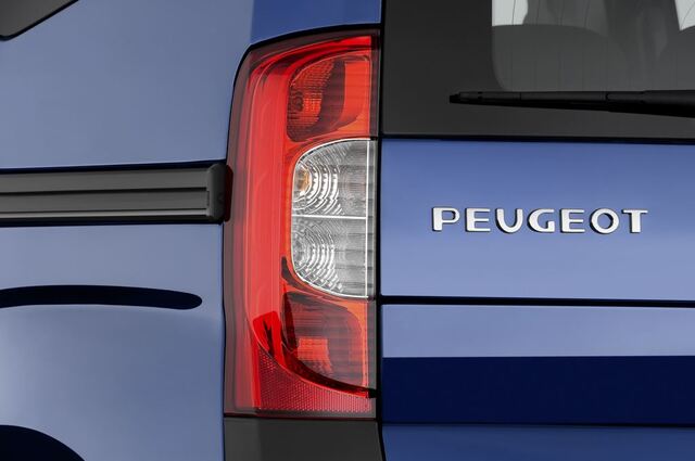 Peugeot Bipper (Baujahr 2010) - 5 Türen Rücklicht