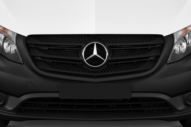 Mercedes eVito (Baujahr 2020) Base Regular Cab 4 Türen Kühlergrill und Scheinwerfer