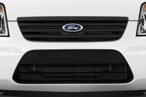Ford Transit Connect (Baujahr 2013) Trend 5 Türen Kühlergrill und Scheinwerfer