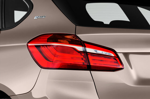 BMW 2 Series Active Tourer (Baujahr 2018) iperformance Sport Line 5 Türen Rücklicht