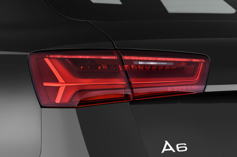 Audi A6 Avant (Baujahr 2018) S Line 5 Türen Rücklicht