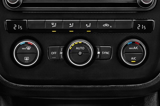 Volkswagen Scirocco (Baujahr 2017) R Line 5 Türen Temperatur und Klimaanlage