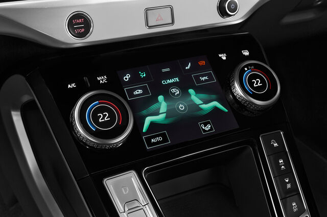 Jaguar I Pace (Baujahr 2019) S 5 Türen Temperatur und Klimaanlage