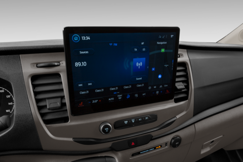 Ford e-Transit (Baujahr 2023) Trend 4 Türen Radio und Infotainmentsystem