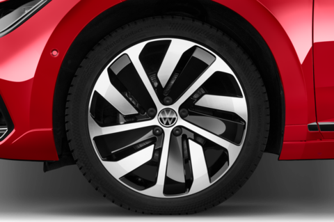 Volkswagen Arteon SB (Baujahr 2023) R Line 5 Türen Reifen und Felge