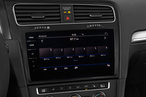 Volkswagen e-Golf (Baujahr 2019) - 5 Türen Radio und Infotainmentsystem