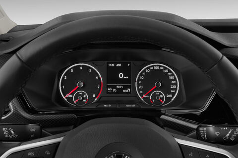 Volkswagen T-Cross (Baujahr 2019) Life 5 Türen Tacho und Fahrerinstrumente