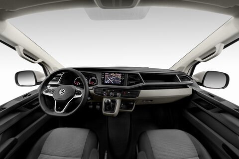 Volkswagen Transporer (Baujahr 2020) - 4 Türen Cockpit und Innenraum