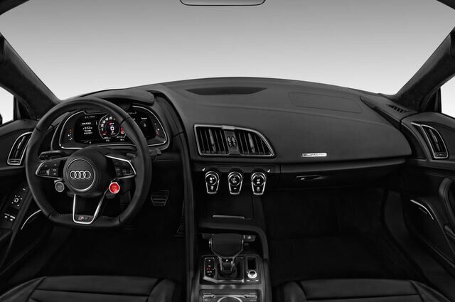 Audi R8 (Baujahr 2017) - 2 Türen Cockpit und Innenraum