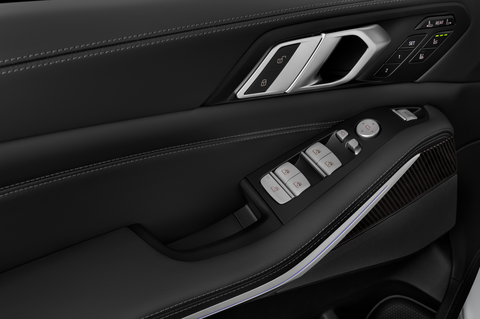 BMW X7 (Baujahr 2023) M Sportpaket 5 Türen Bedienungselemente Tür