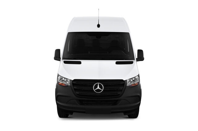 Mercedes Sprinter (Baujahr 2019) - 4 Türen Frontansicht