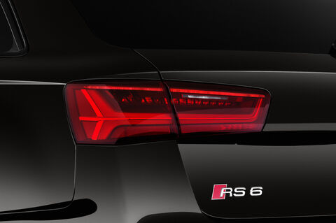 Audi RS 6 Avant (Baujahr 2019) - 5 Türen Rücklicht