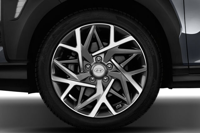 Hyundai Kona Hybrid (Baujahr 2020) Trend 5 Türen Reifen und Felge