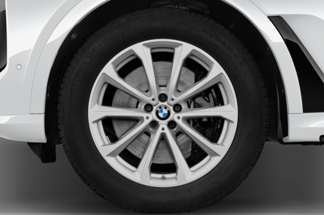 BMW X7 (Baujahr 2023) M Sportpaket 5 Türen Reifen und Felge
